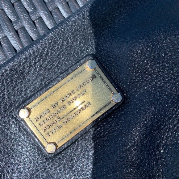 Authentic Marc Jacob’s Clutch/ Mini Bag - Picture 2 of 4